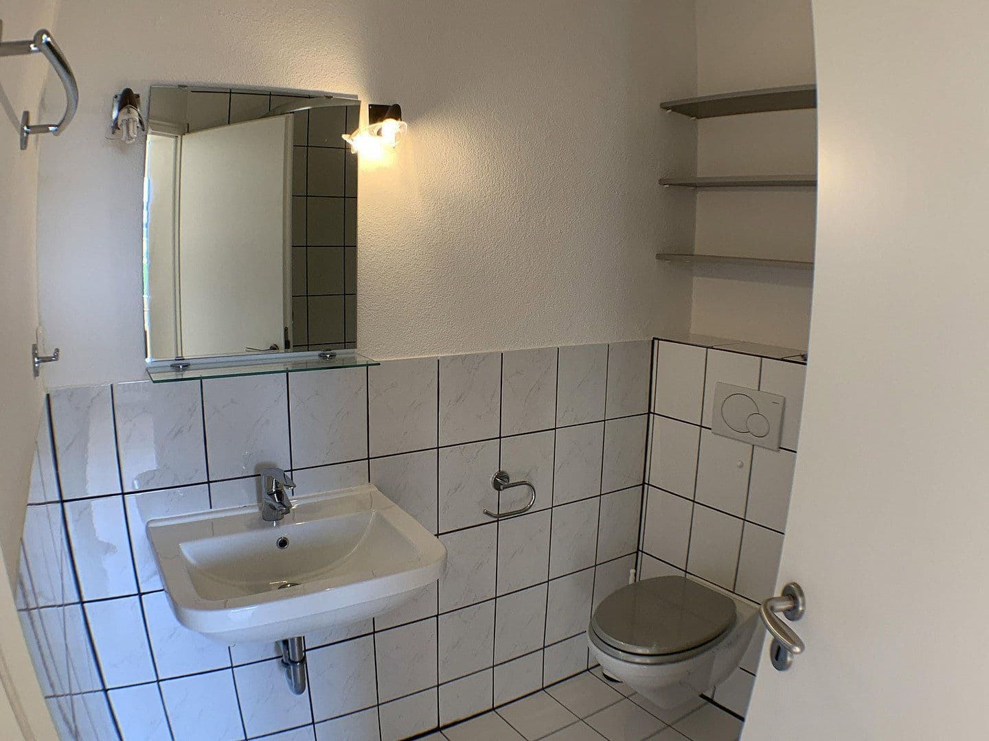 Predaj domu 375 m², pozemek 710 m², Freiburg im Breisgau, Bádensko-Wurttembersko Predaj domu 375 m², pozemek 710 m², Freiburg im Breisgau, Bádensko-Wurttembersko