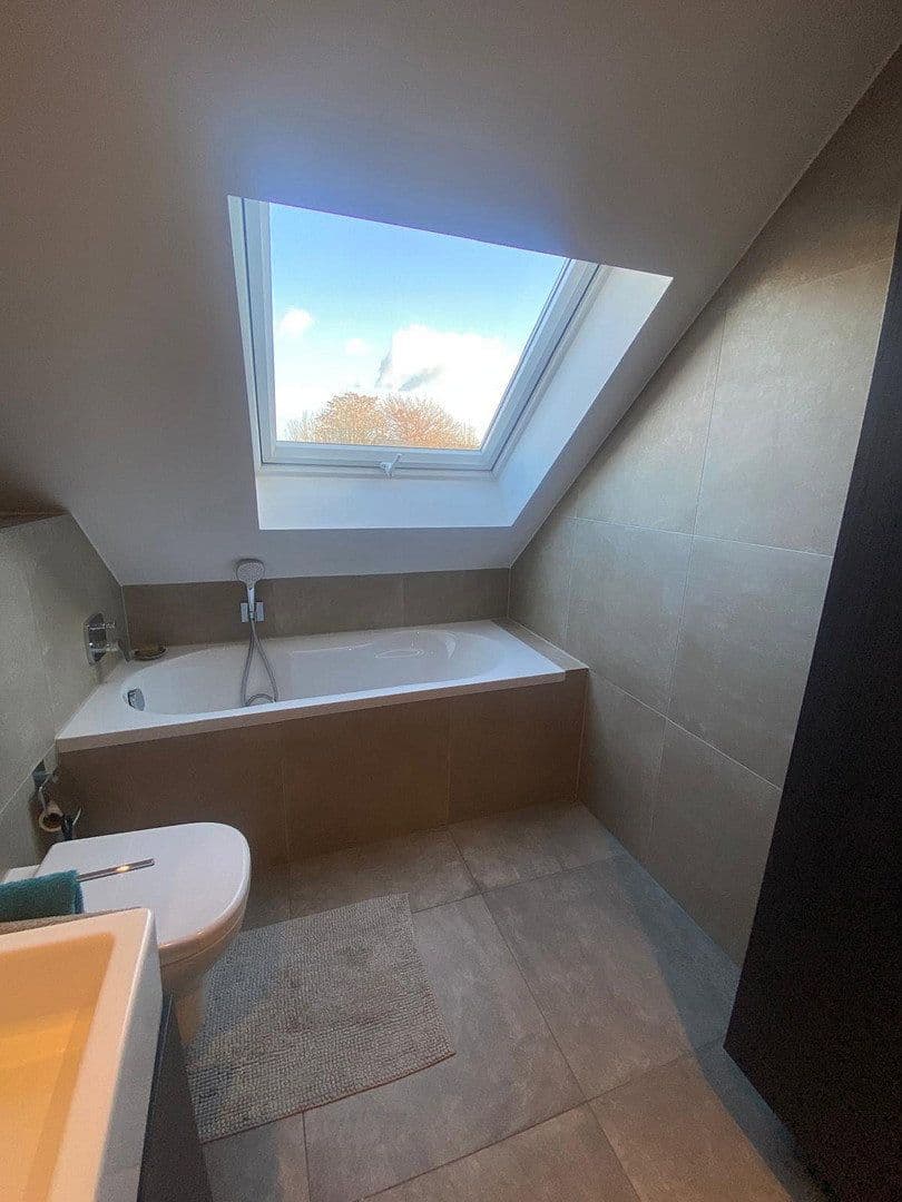 Predaj domu 120 m², pozemek 323 m², Wesel, Severné Porýnie - Westfálsko Predaj domu 120 m², pozemek 323 m², Wesel, Severné Porýnie - Westfálsko