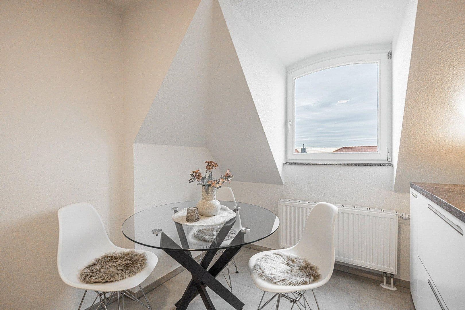 Predaj bytu 3-izbový 84 m², Leipzig, Sasko Predaj bytu 3-izbový 84 m², Leipzig, Sasko