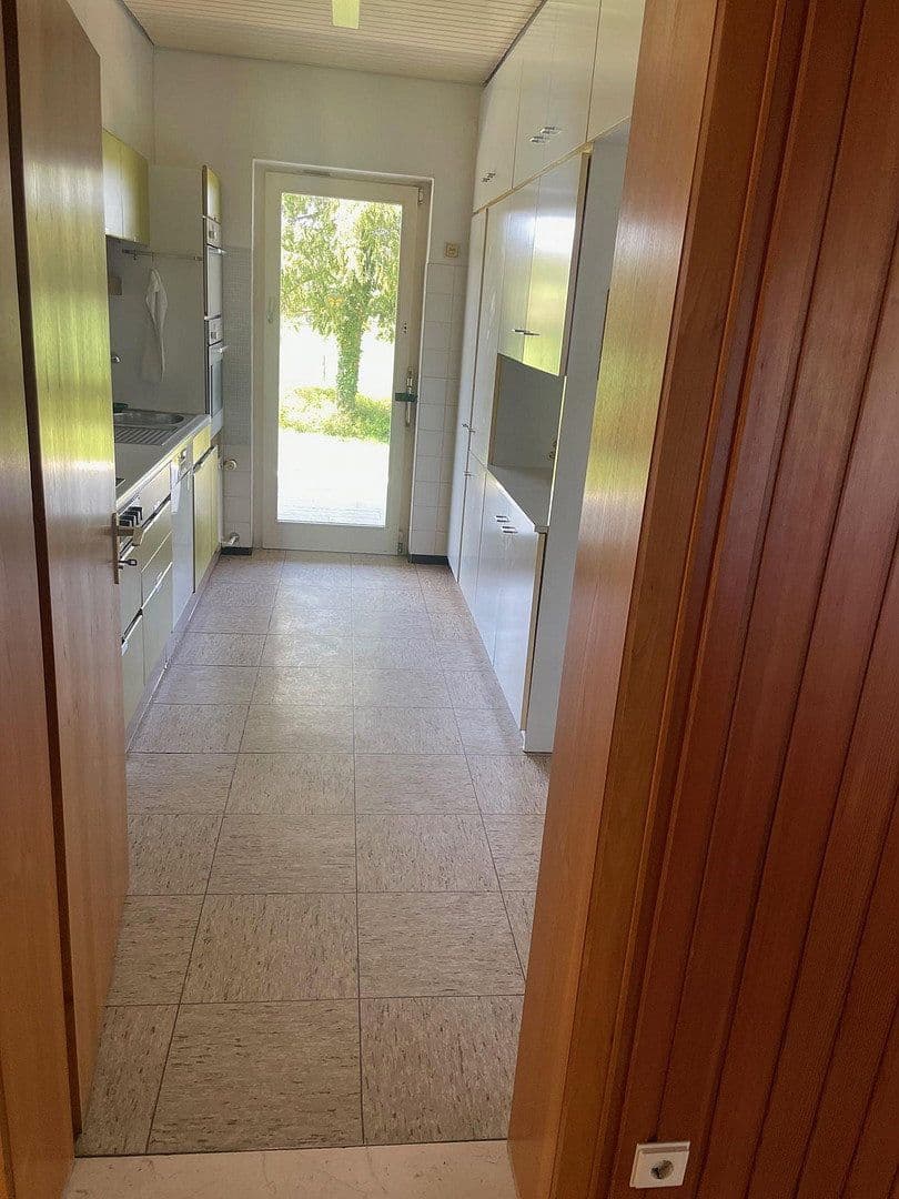 Predaj domu 206 m², pozemek 894 m², Roßdorf, Hesensko Predaj domu 206 m², pozemek 894 m², Roßdorf, Hesensko