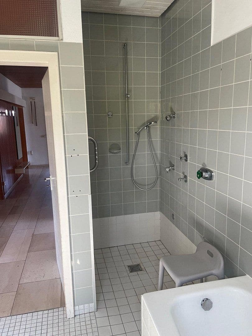 Predaj domu 206 m², pozemek 894 m², Roßdorf, Hesensko Predaj domu 206 m², pozemek 894 m², Roßdorf, Hesensko