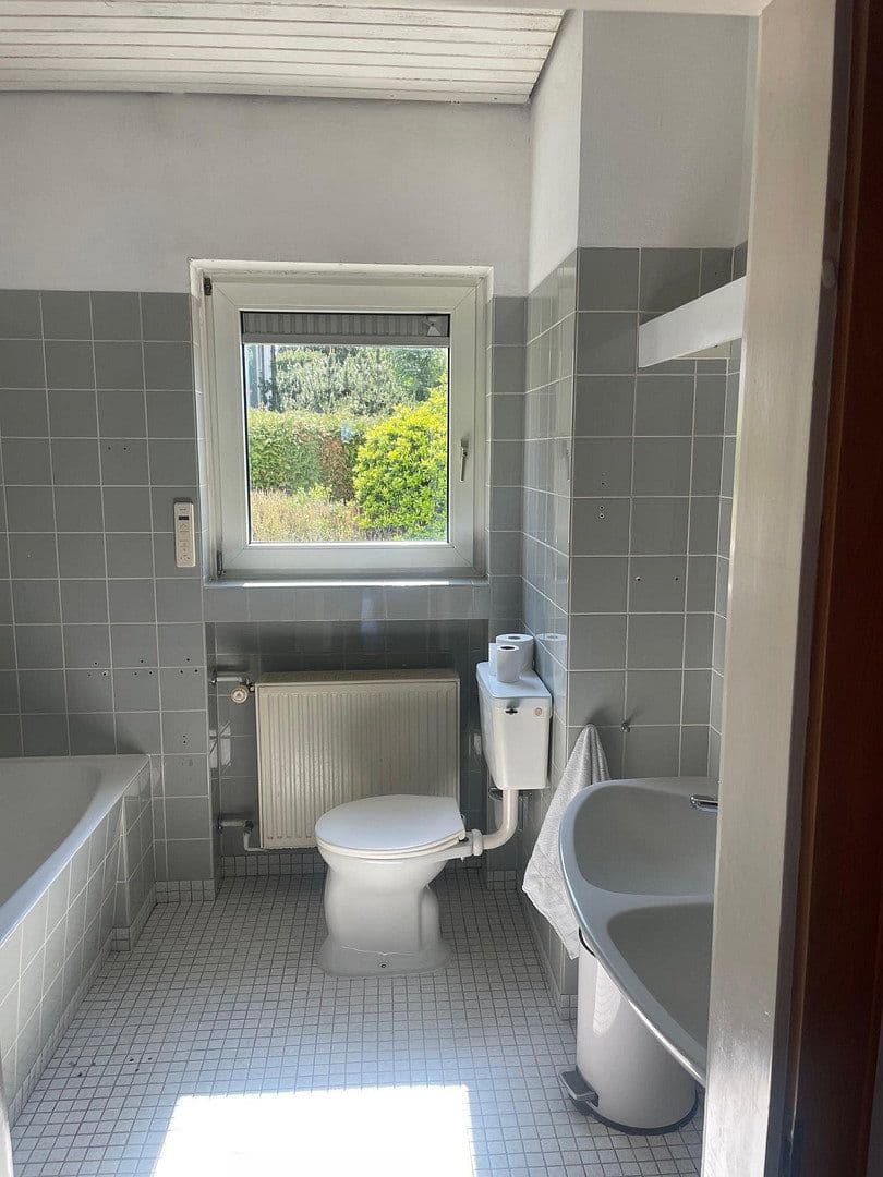 Predaj domu 206 m², pozemek 894 m², Roßdorf, Hesensko Predaj domu 206 m², pozemek 894 m², Roßdorf, Hesensko