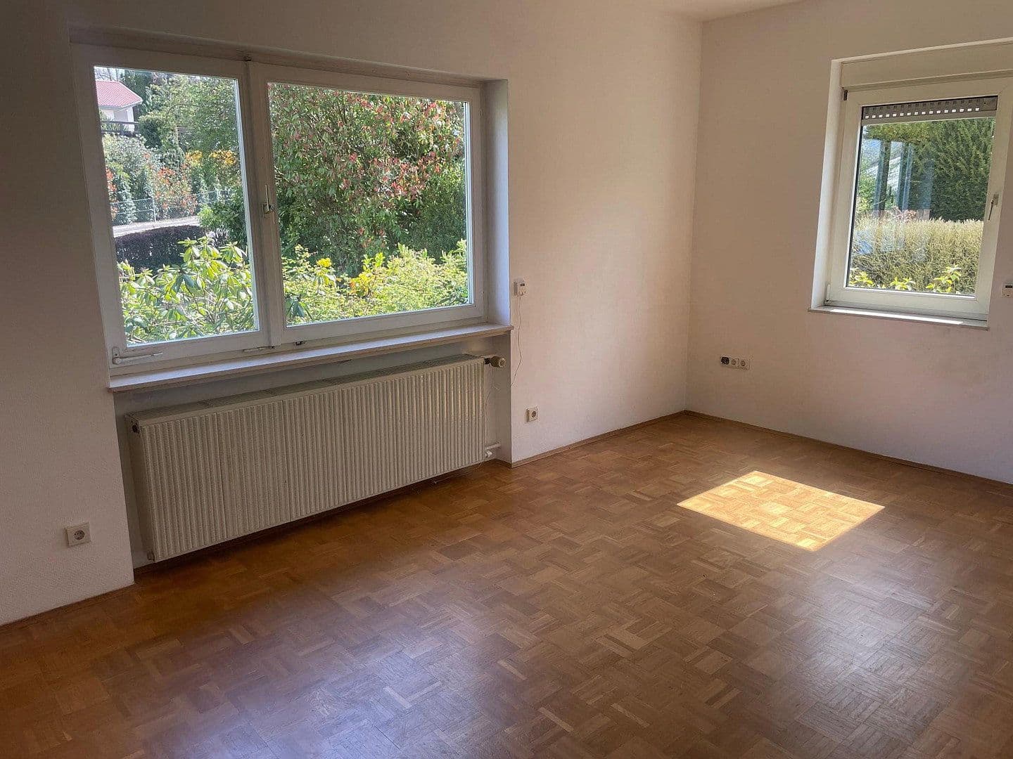 Predaj domu 206 m², pozemek 894 m², Roßdorf, Hesensko Predaj domu 206 m², pozemek 894 m², Roßdorf, Hesensko