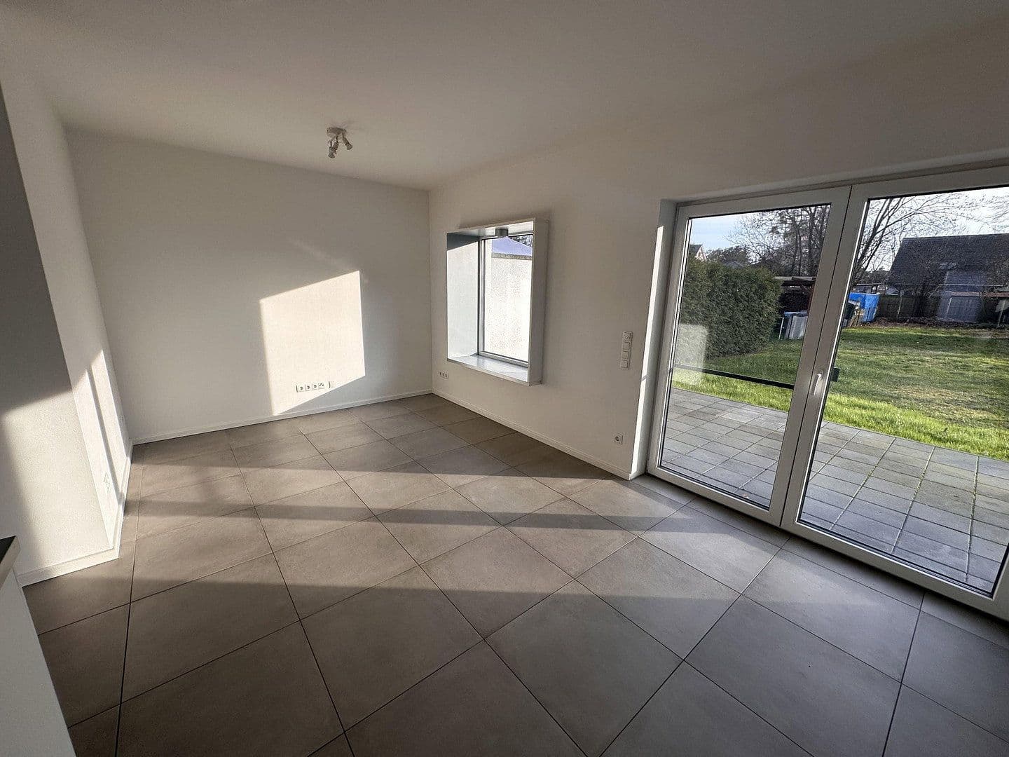 Predaj domu 107 m², pozemek 448 m², Kollwitzstraße 29, Brieselang, Brandenbursko Predaj domu 107 m², pozemek 448 m², Kollwitzstraße 29, Brieselang, Brandenbursko
