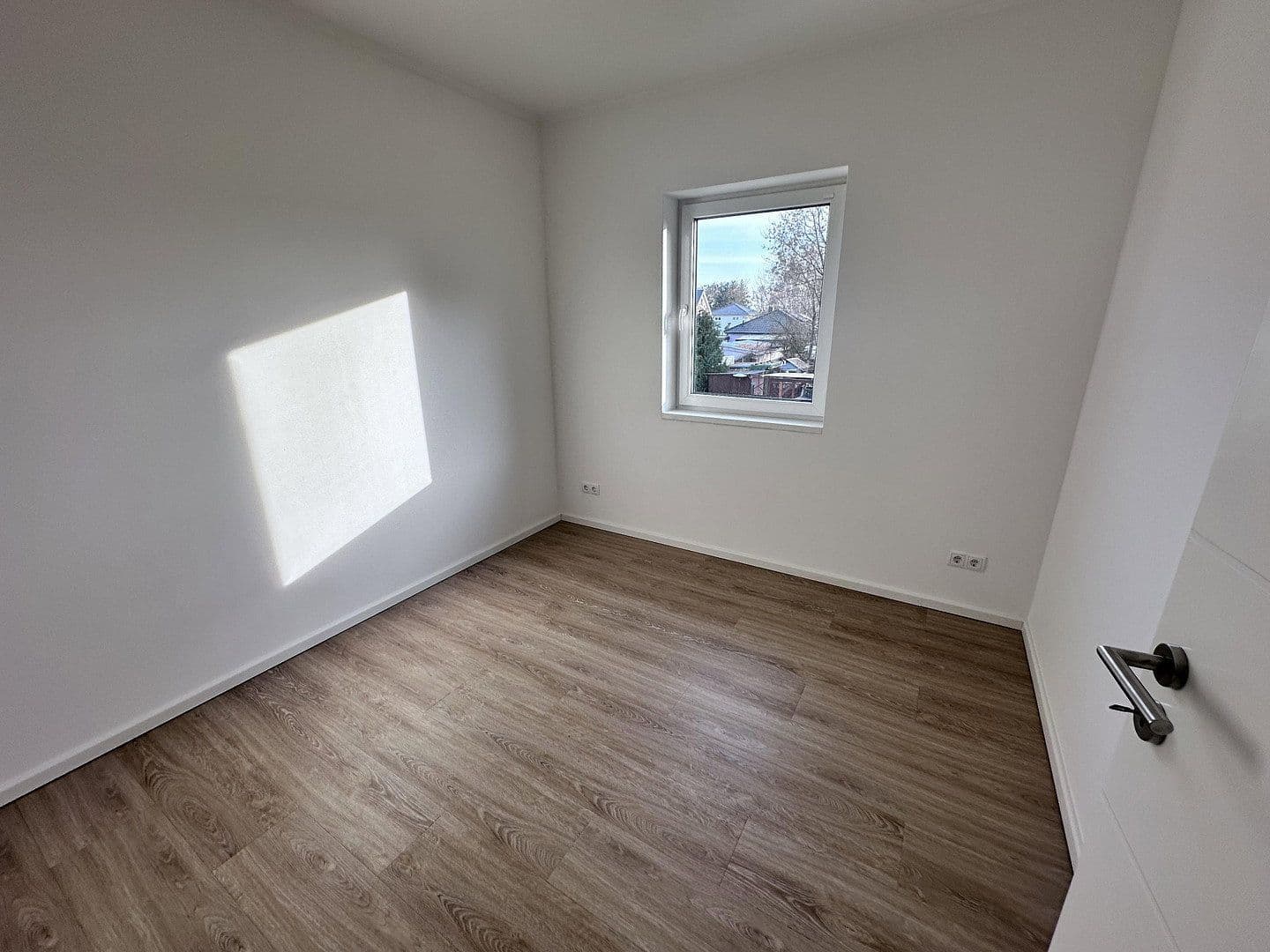 Predaj domu 107 m², pozemek 448 m², Kollwitzstraße 29, Brieselang, Brandenbursko Predaj domu 107 m², pozemek 448 m², Kollwitzstraße 29, Brieselang, Brandenbursko