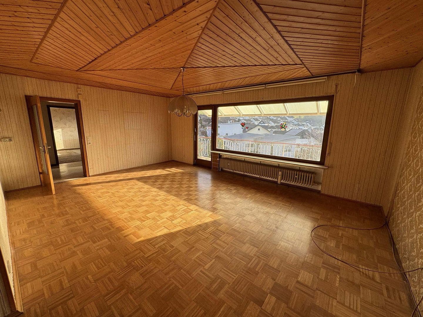 Predaj domu 160 m², pozemek 672 m², Nidda, Hesensko Predaj domu 160 m², pozemek 672 m², Nidda, Hesensko