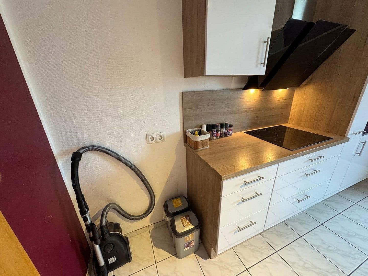 Prenájom bytu 3-izbový 89 m², Am Krüzweg 70, Bochum, Severné Porýnie - Westfálsko Prenájom bytu 3-izbový 89 m², Am Krüzweg 70, Bochum, Severné Porýnie - Westfálsko