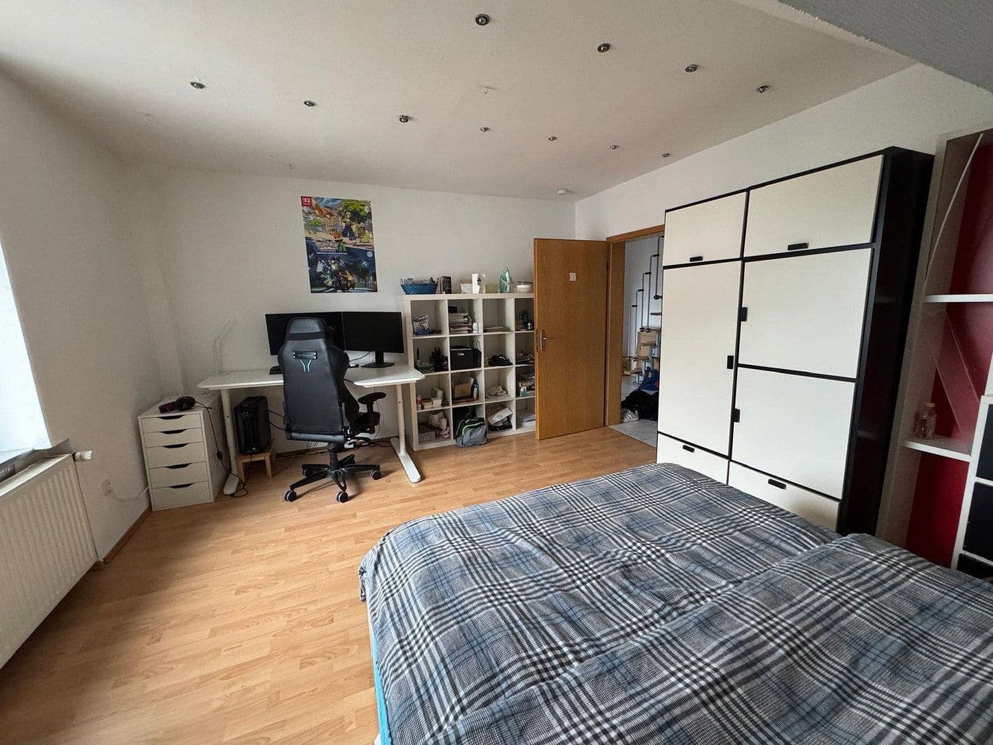 Prenájom bytu 3-izbový 89 m², Am Krüzweg 70, Bochum, Severné Porýnie - Westfálsko Prenájom bytu 3-izbový 89 m², Am Krüzweg 70, Bochum, Severné Porýnie - Westfálsko