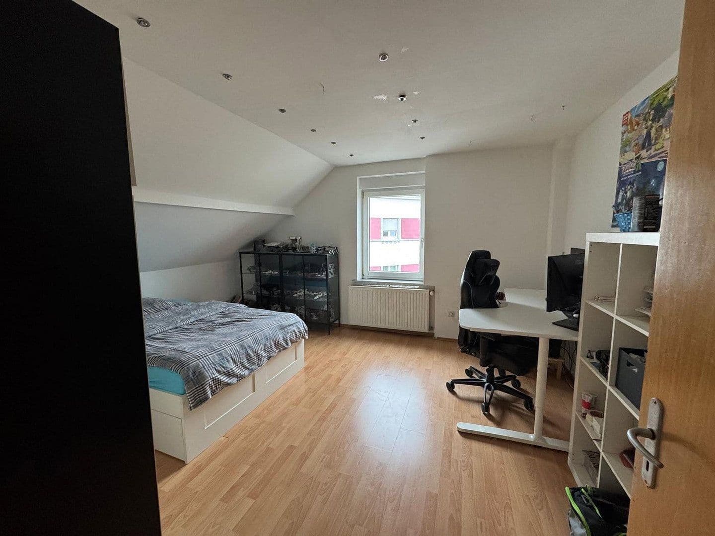 Prenájom bytu 3-izbový 89 m², Am Krüzweg 70, Bochum, Severné Porýnie - Westfálsko Prenájom bytu 3-izbový 89 m², Am Krüzweg 70, Bochum, Severné Porýnie - Westfálsko