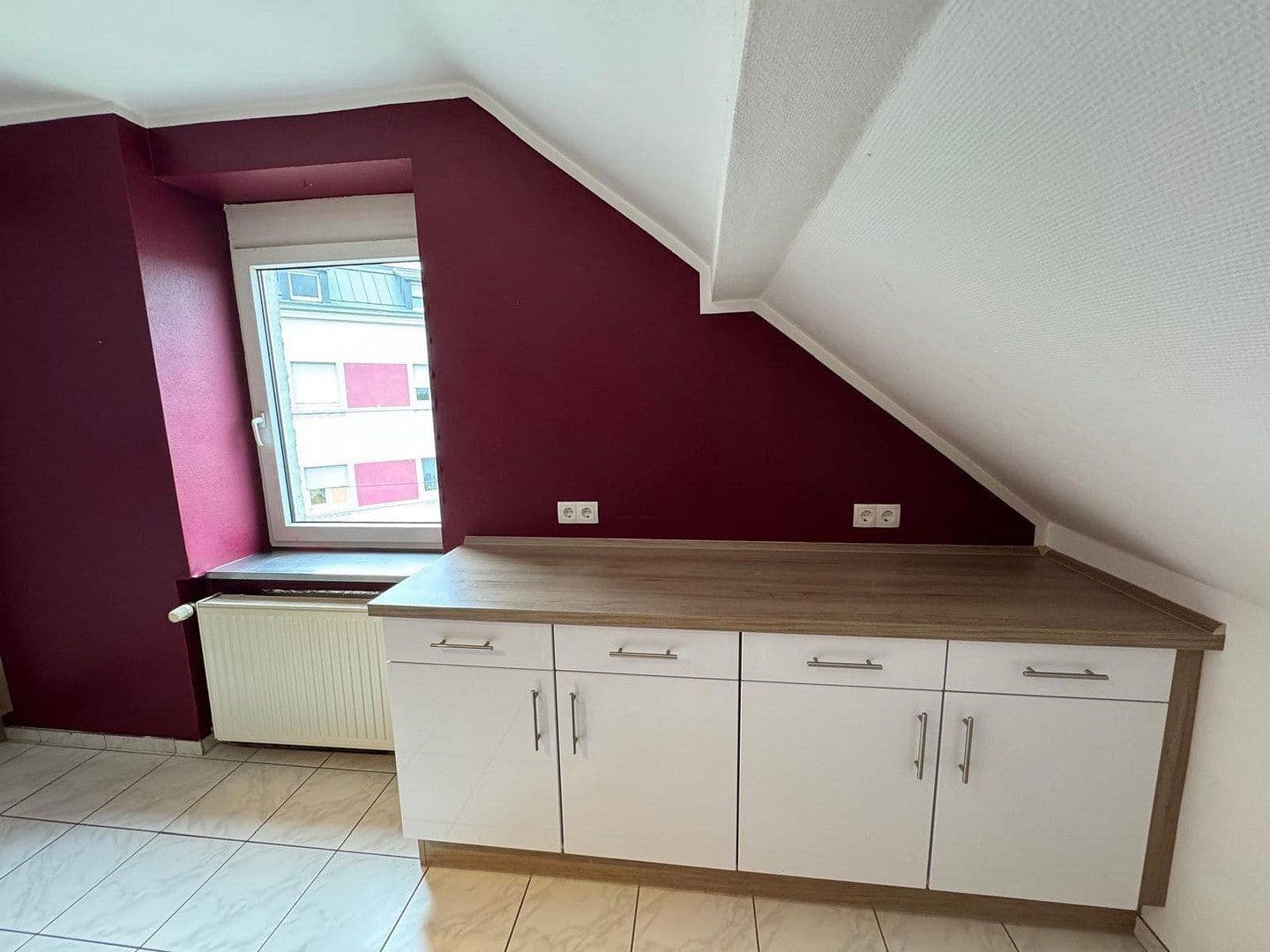 Prenájom bytu 3-izbový 89 m², Am Krüzweg 70, Bochum, Severné Porýnie - Westfálsko Prenájom bytu 3-izbový 89 m², Am Krüzweg 70, Bochum, Severné Porýnie - Westfálsko