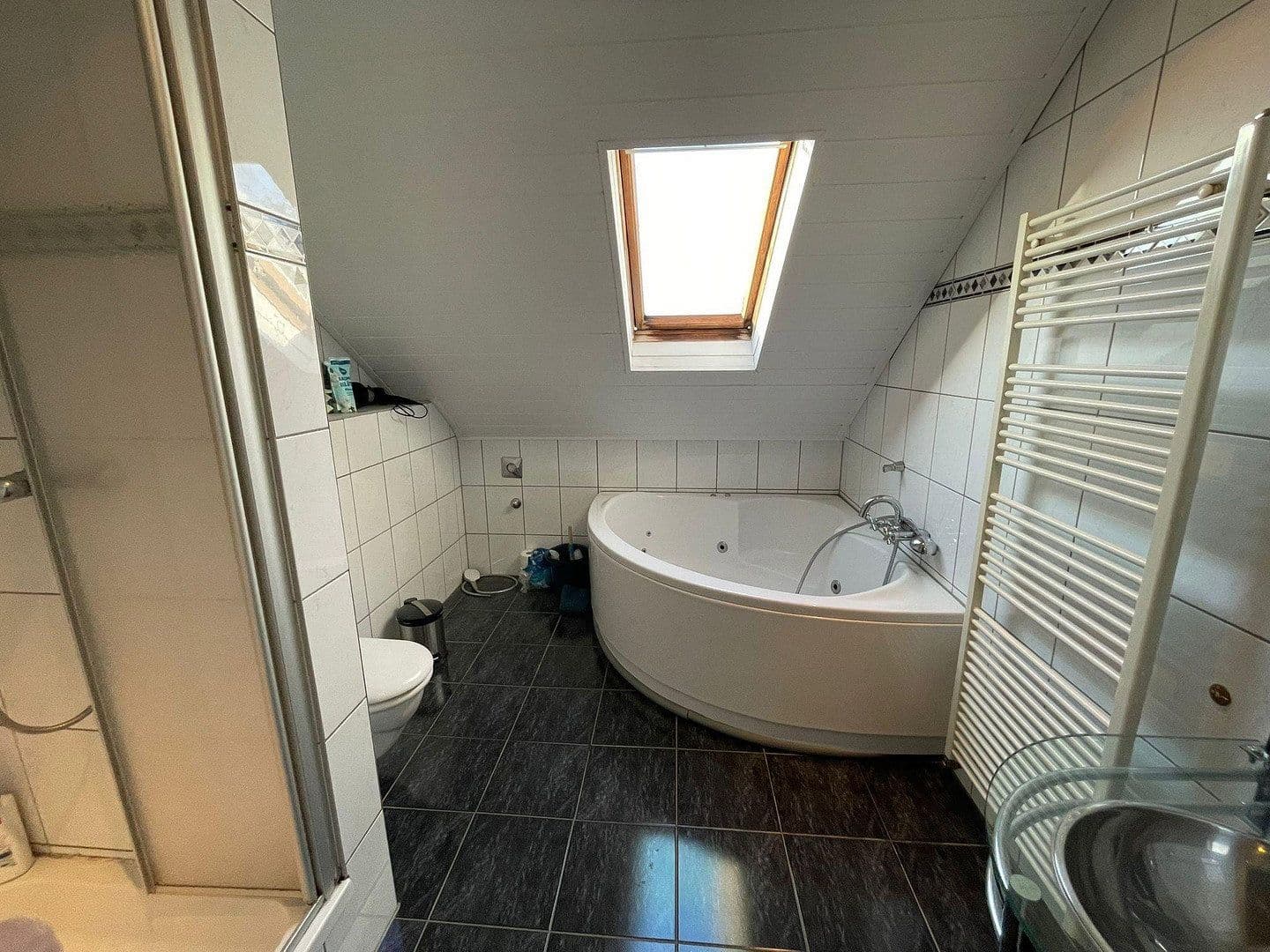 Prenájom bytu 3-izbový 89 m², Am Krüzweg 70, Bochum, Severné Porýnie - Westfálsko Prenájom bytu 3-izbový 89 m², Am Krüzweg 70, Bochum, Severné Porýnie - Westfálsko