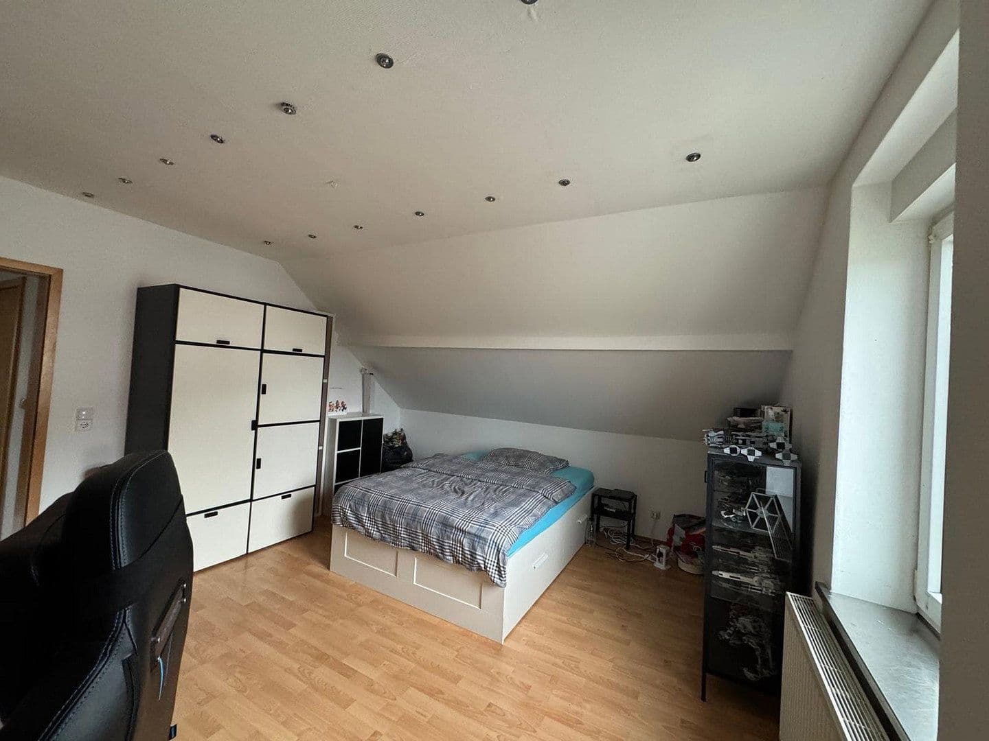 Prenájom bytu 3-izbový 89 m², Am Krüzweg 70, Bochum, Severné Porýnie - Westfálsko Prenájom bytu 3-izbový 89 m², Am Krüzweg 70, Bochum, Severné Porýnie - Westfálsko