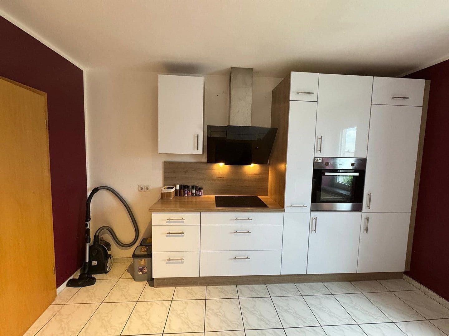 Prenájom bytu 3-izbový 89 m², Am Krüzweg 70, Bochum, Severné Porýnie - Westfálsko Prenájom bytu 3-izbový 89 m², Am Krüzweg 70, Bochum, Severné Porýnie - Westfálsko