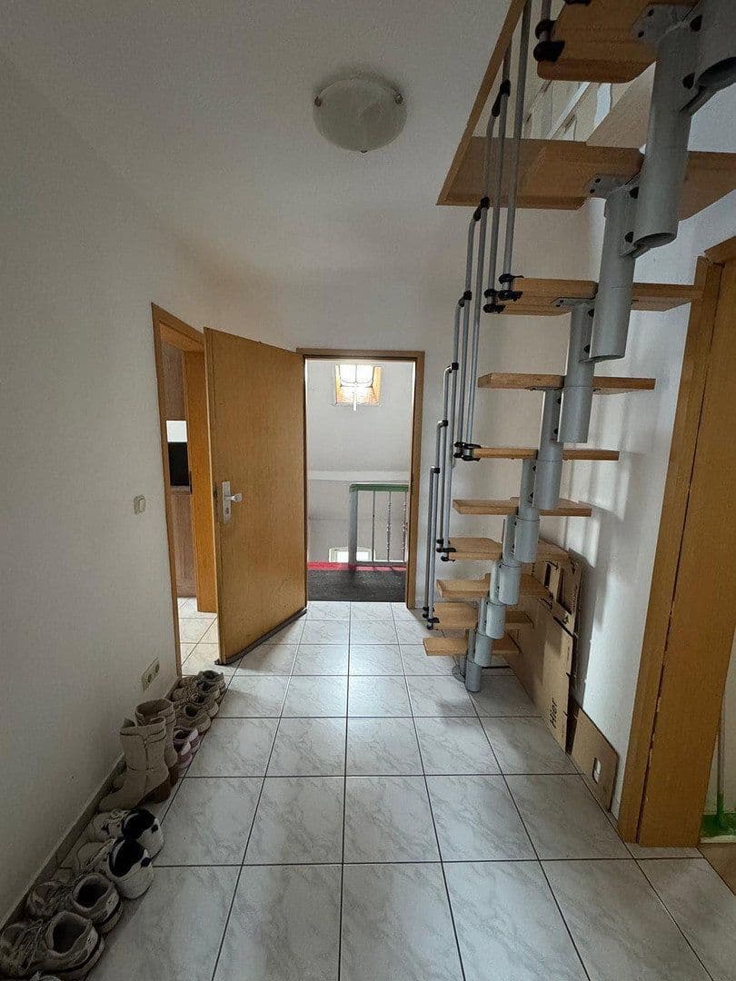 Prenájom bytu 3-izbový 89 m², Am Krüzweg 70, Bochum, Severné Porýnie - Westfálsko Prenájom bytu 3-izbový 89 m², Am Krüzweg 70, Bochum, Severné Porýnie - Westfálsko