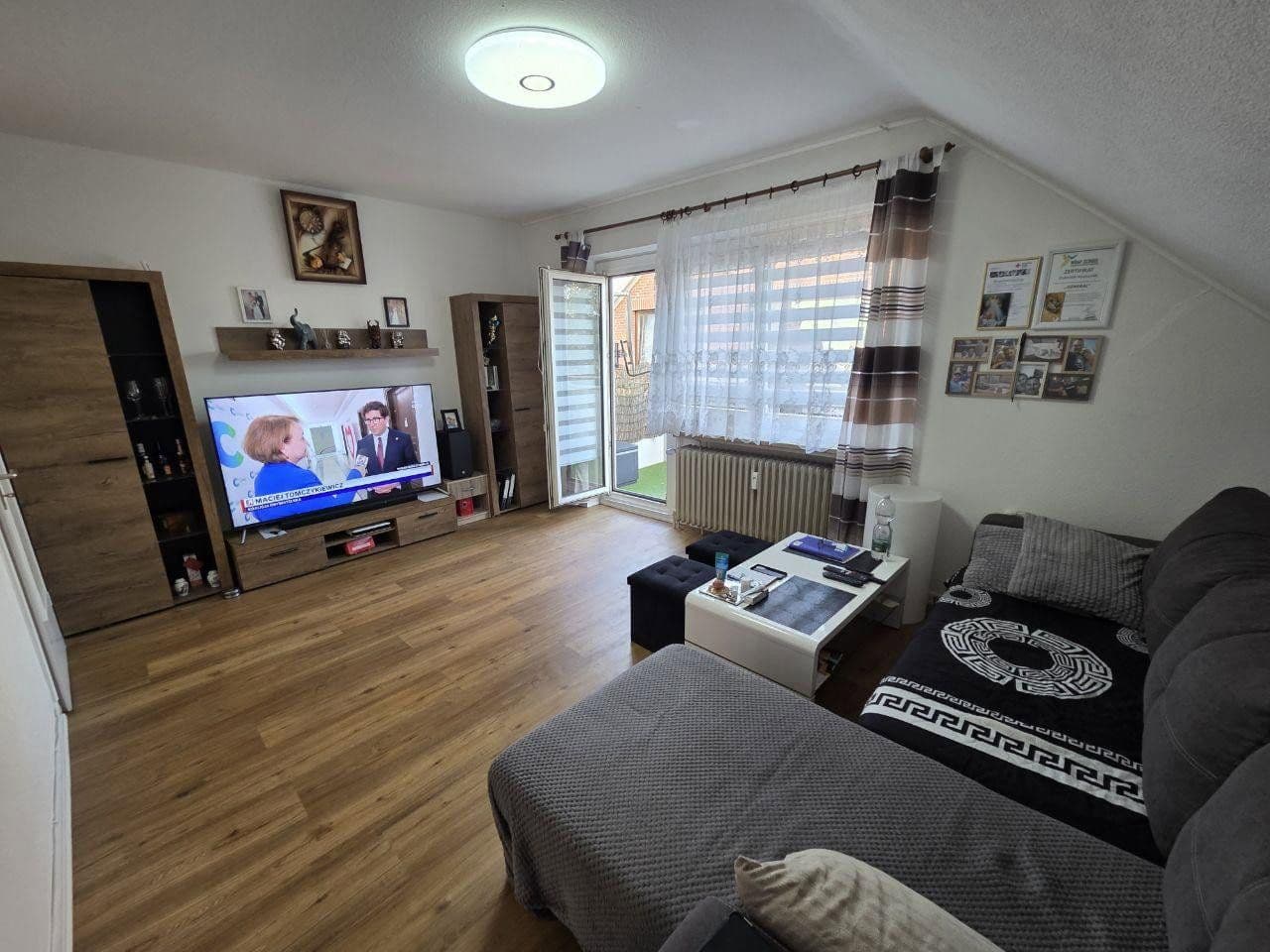 Prenájom bytu 3-izbový 73 m², Weidenstraße 3, Halstenbek, Šlezvicko-Holštajnsko Prenájom bytu 3-izbový 73 m², Weidenstraße 3, Halstenbek, Šlezvicko-Holštajnsko