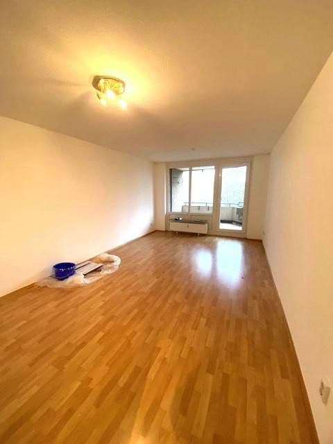 Prenájom bytu 2-izbový 67 m², Düsseldorf, Severné Porýnie - Westfálsko Prenájom bytu 2-izbový 67 m², Düsseldorf, Severné Porýnie - Westfálsko