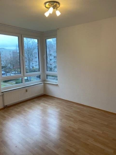 Prenájom bytu 2-izbový 67 m², Düsseldorf, Severné Porýnie - Westfálsko Prenájom bytu 2-izbový 67 m², Düsseldorf, Severné Porýnie - Westfálsko