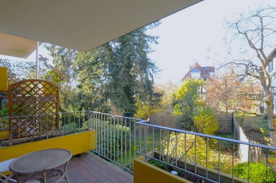 Prenájom bytu 2-izbový 65 m², Kronberg im Taunus, Hesensko Prenájom bytu 2-izbový 65 m², Kronberg im Taunus, Hesensko