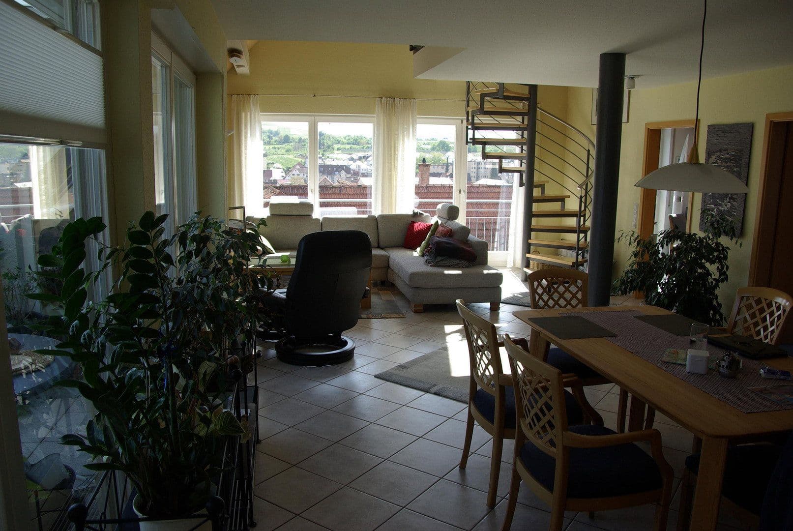 Predaj bytu 4-izbový 112 m², Burghaldenstraße 13, Weinstadt, Bádensko-Wurttembersko Predaj bytu 4-izbový 112 m², Burghaldenstraße 13, Weinstadt, Bádensko-Wurttembersko