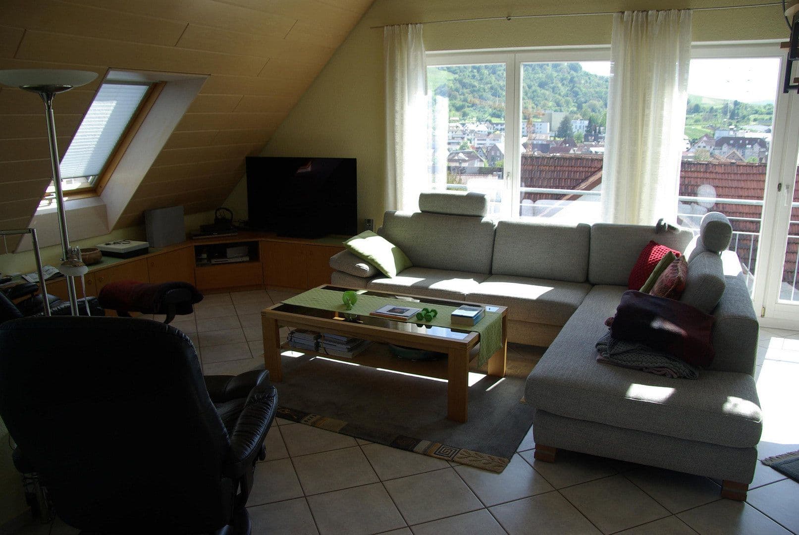 Predaj bytu 4-izbový 112 m², Burghaldenstraße 13, Weinstadt, Bádensko-Wurttembersko Predaj bytu 4-izbový 112 m², Burghaldenstraße 13, Weinstadt, Bádensko-Wurttembersko