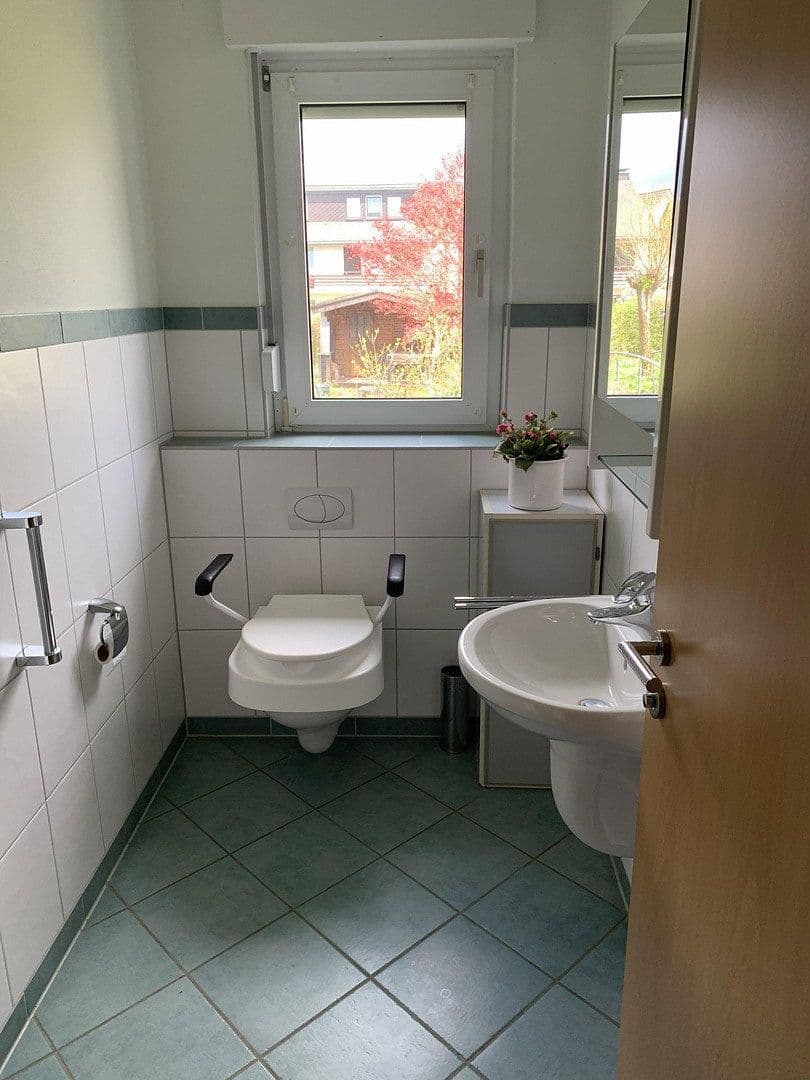 Predaj domu 166 m², pozemek 886 m², Brilon, Severné Porýnie - Westfálsko Predaj domu 166 m², pozemek 886 m², Brilon, Severné Porýnie - Westfálsko