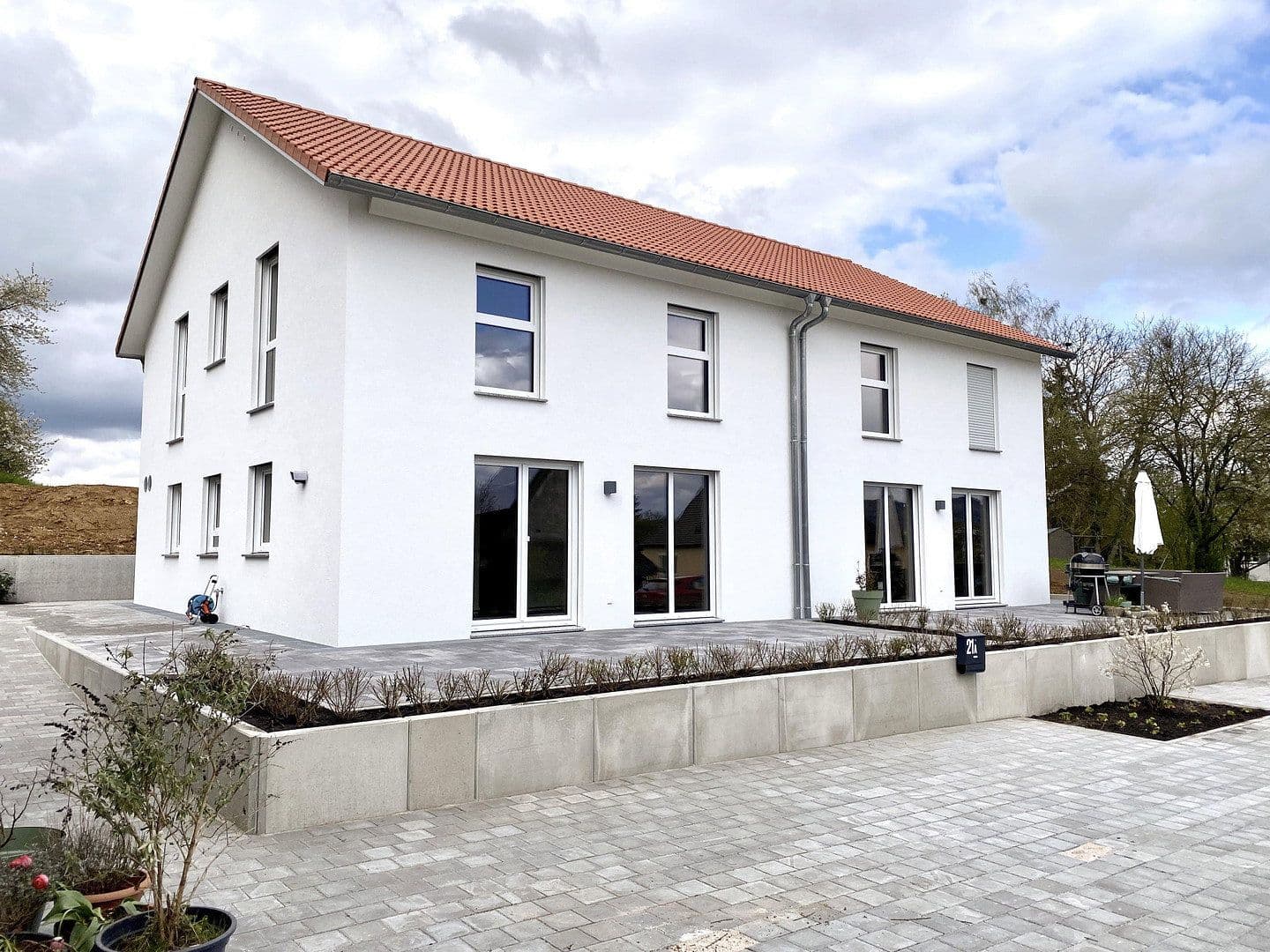 Prenájom domu 127 m², pozemek 462 m², Ziegelweg 21A, Ellingen, Bavorsko Prenájom domu 127 m², pozemek 462 m², Ziegelweg 21A, Ellingen, Bavorsko