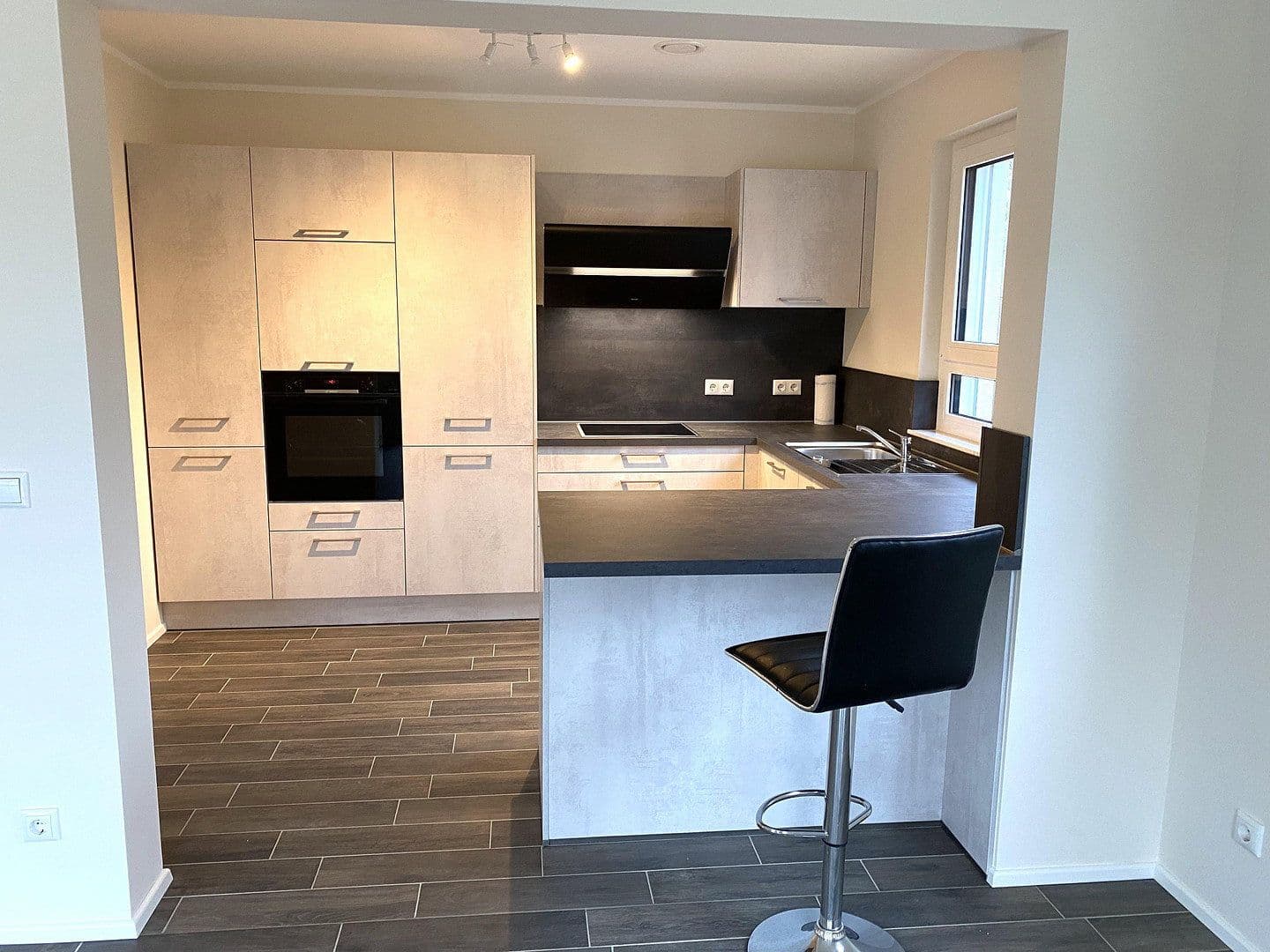 Prenájom domu 127 m², pozemek 462 m², Ziegelweg 21A, Ellingen, Bavorsko Prenájom domu 127 m², pozemek 462 m², Ziegelweg 21A, Ellingen, Bavorsko