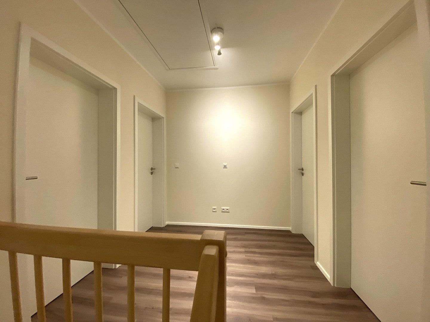 Prenájom domu 127 m², pozemek 462 m², Ziegelweg 21A, Ellingen, Bavorsko Prenájom domu 127 m², pozemek 462 m², Ziegelweg 21A, Ellingen, Bavorsko