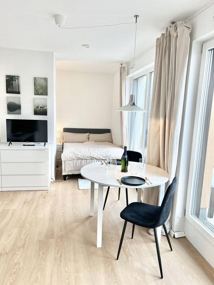 Prenájom bytu 1-izbový 34 m², Maximilianstraße 43, Nürnberg, Bavorsko Prenájom bytu 1-izbový 34 m², Maximilianstraße 43, Nürnberg, Bavorsko