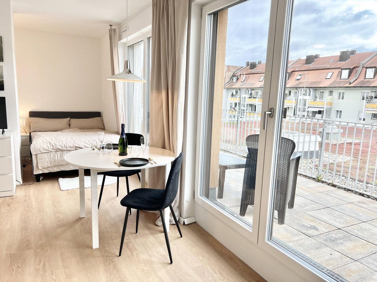 Prenájom bytu 1-izbový 34 m², Maximilianstraße 43, Nürnberg, Bavorsko Prenájom bytu 1-izbový 34 m², Maximilianstraße 43, Nürnberg, Bavorsko