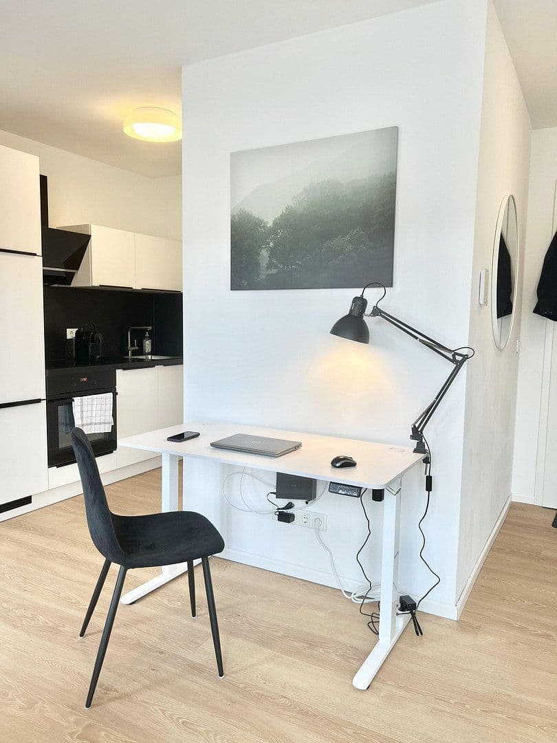 Prenájom bytu 1-izbový 34 m², Maximilianstraße 43, Nürnberg, Bavorsko Prenájom bytu 1-izbový 34 m², Maximilianstraße 43, Nürnberg, Bavorsko