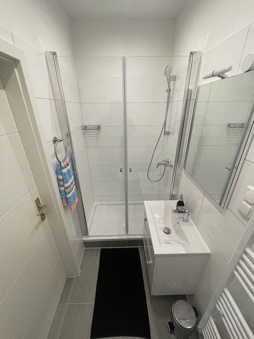Predaj domu 187 m², pozemek 155 m², Bremen, Brémy Predaj domu 187 m², pozemek 155 m², Bremen, Brémy