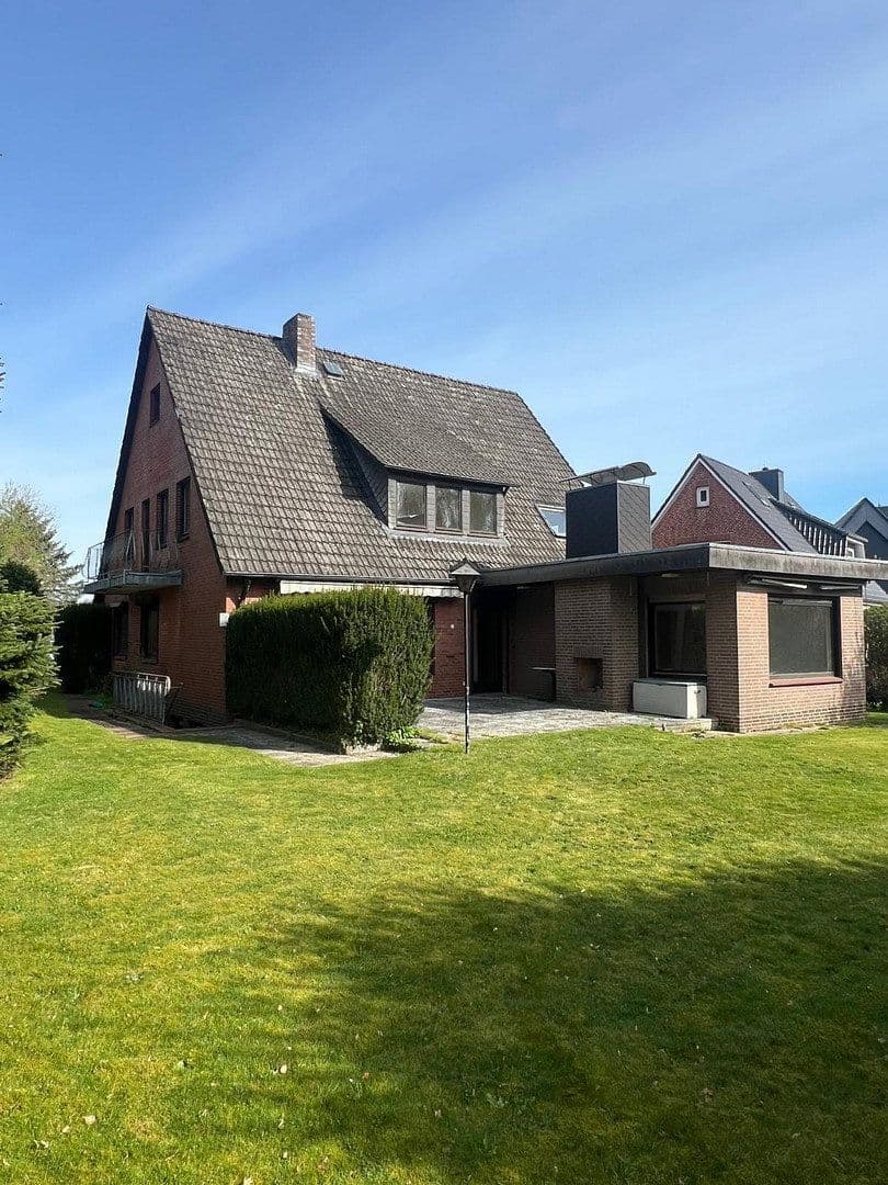 Predaj domu 198 m², pozemek 698 m², Bad Oldesloe, Šlezvicko-Holštajnsko Predaj domu 198 m², pozemek 698 m², Bad Oldesloe, Šlezvicko-Holštajnsko