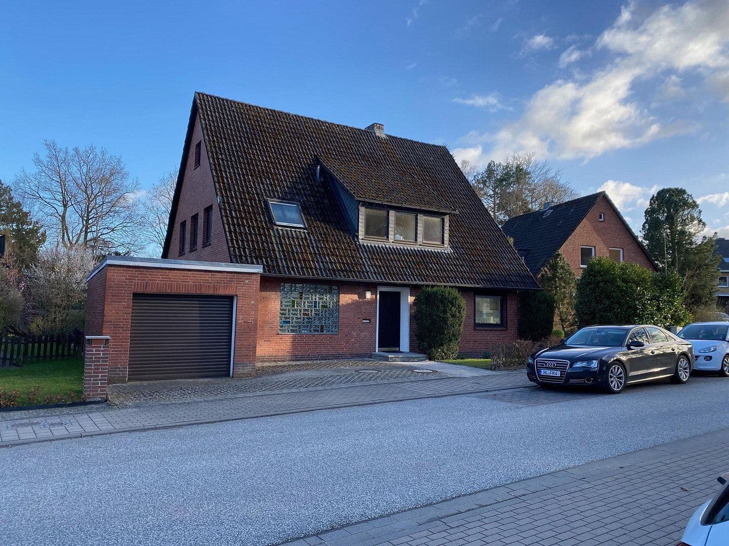 Predaj domu 198 m², pozemek 698 m², Bad Oldesloe, Šlezvicko-Holštajnsko Predaj domu 198 m², pozemek 698 m², Bad Oldesloe, Šlezvicko-Holštajnsko