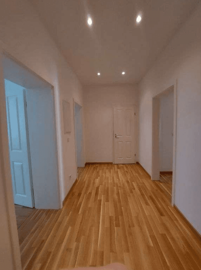 Prenájom bytu 2-izbový 70 m², Leipzig, Sasko Prenájom bytu 2-izbový 70 m², Leipzig, Sasko