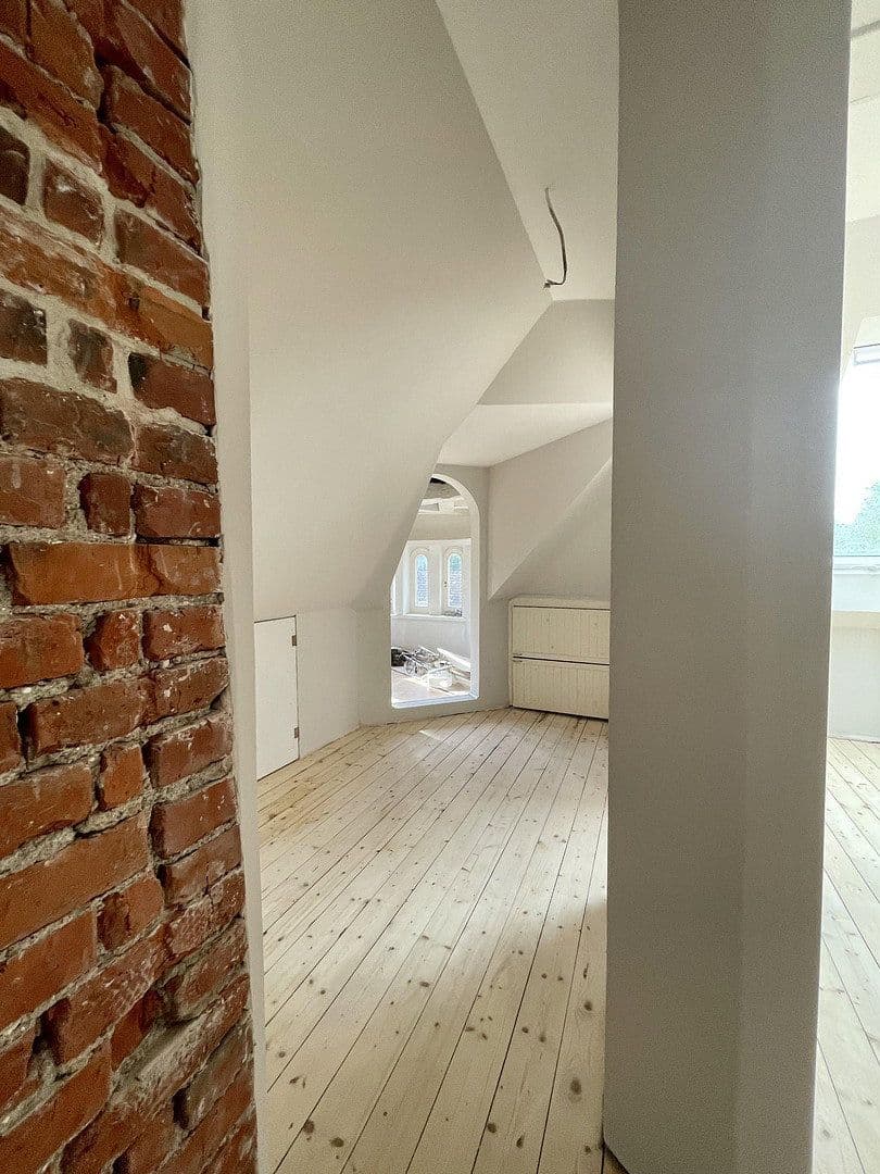 Predaj domu 335 m², pozemek 481 m², Sohnreystraße 17, Northeim, Dolné Sasko Predaj domu 335 m², pozemek 481 m², Sohnreystraße 17, Northeim, Dolné Sasko