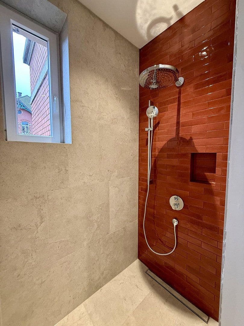 Predaj domu 335 m², pozemek 481 m², Sohnreystraße 17, Northeim, Dolné Sasko Predaj domu 335 m², pozemek 481 m², Sohnreystraße 17, Northeim, Dolné Sasko