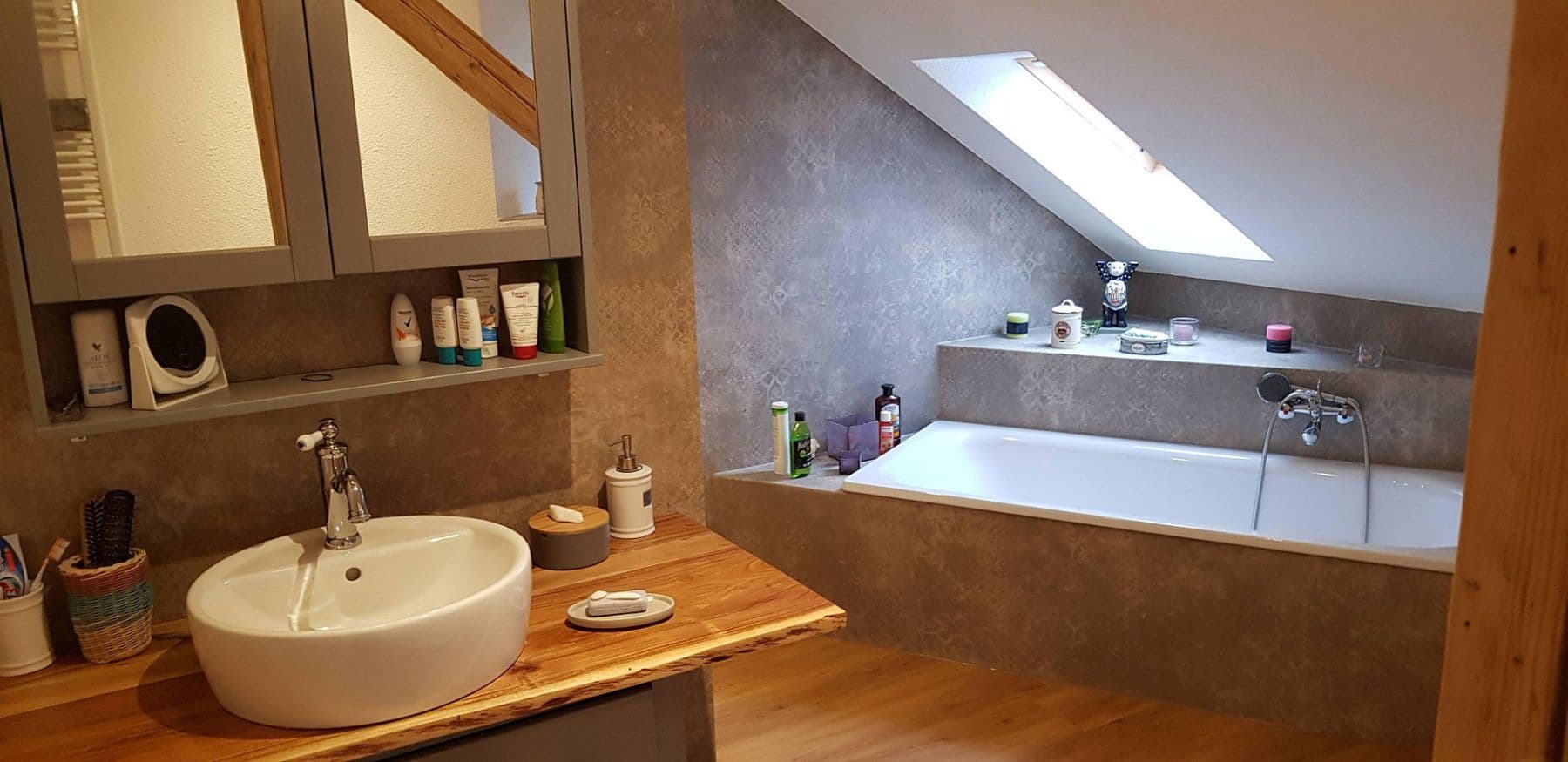 Predaj domu 360 m², pozemek 1.500 m², Deutschneudorf, Sasko Predaj domu 360 m², pozemek 1.500 m², Deutschneudorf, Sasko