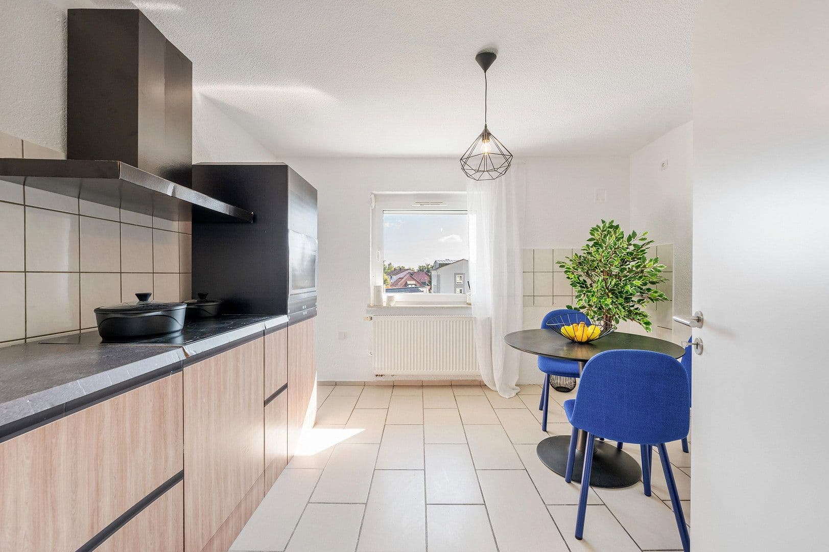 Prenájom bytu 3-izbový 81 m², Ringstraße 11, Walldürn, Bádensko-Wurttembersko Prenájom bytu 3-izbový 81 m², Ringstraße 11, Walldürn, Bádensko-Wurttembersko