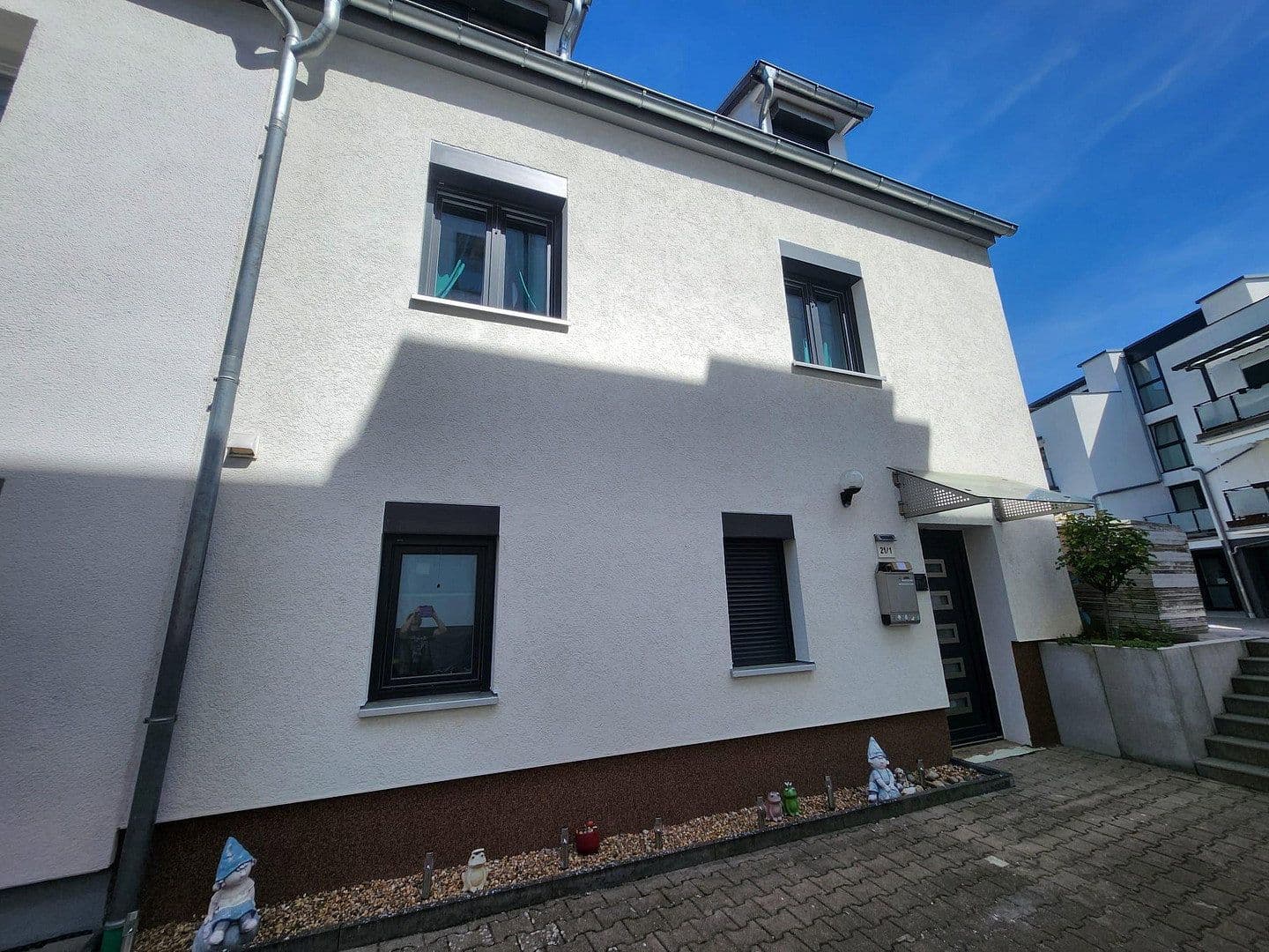 Predaj domu 120 m², pozemek 365 m², Schutzenstrasse, 21/1, Niefern-Öschelbronn, Bádensko-Wurttembersko Predaj domu 120 m², pozemek 365 m², Schutzenstrasse, 21/1, Niefern-Öschelbronn, Bádensko-Wurttembersko