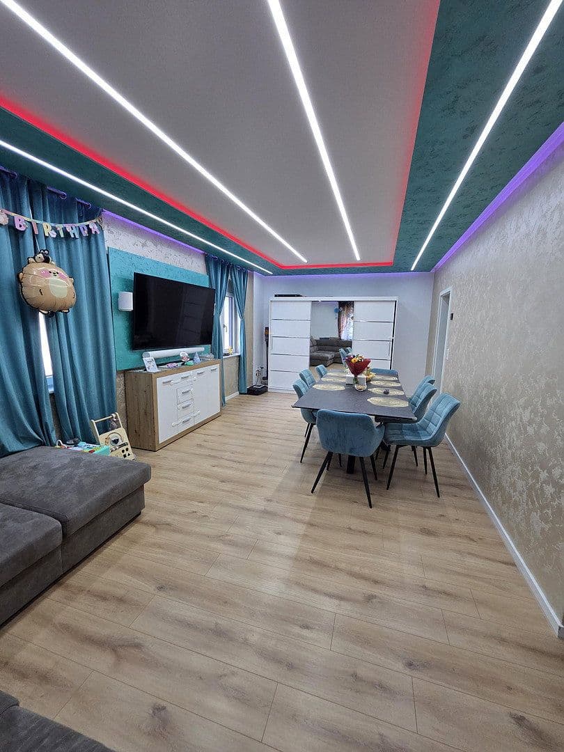 Predaj domu 120 m², pozemek 365 m², Schutzenstrasse, 21/1, Niefern-Öschelbronn, Bádensko-Wurttembersko Predaj domu 120 m², pozemek 365 m², Schutzenstrasse, 21/1, Niefern-Öschelbronn, Bádensko-Wurttembersko