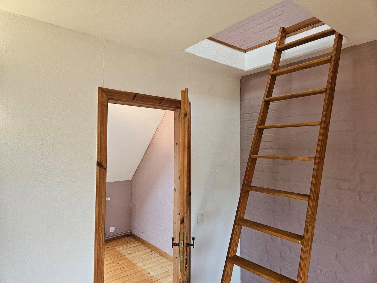 Prenájom bytu 3-izbový 54 m², Dorfstraße 25, Moisburg, Dolné Sasko Prenájom bytu 3-izbový 54 m², Dorfstraße 25, Moisburg, Dolné Sasko