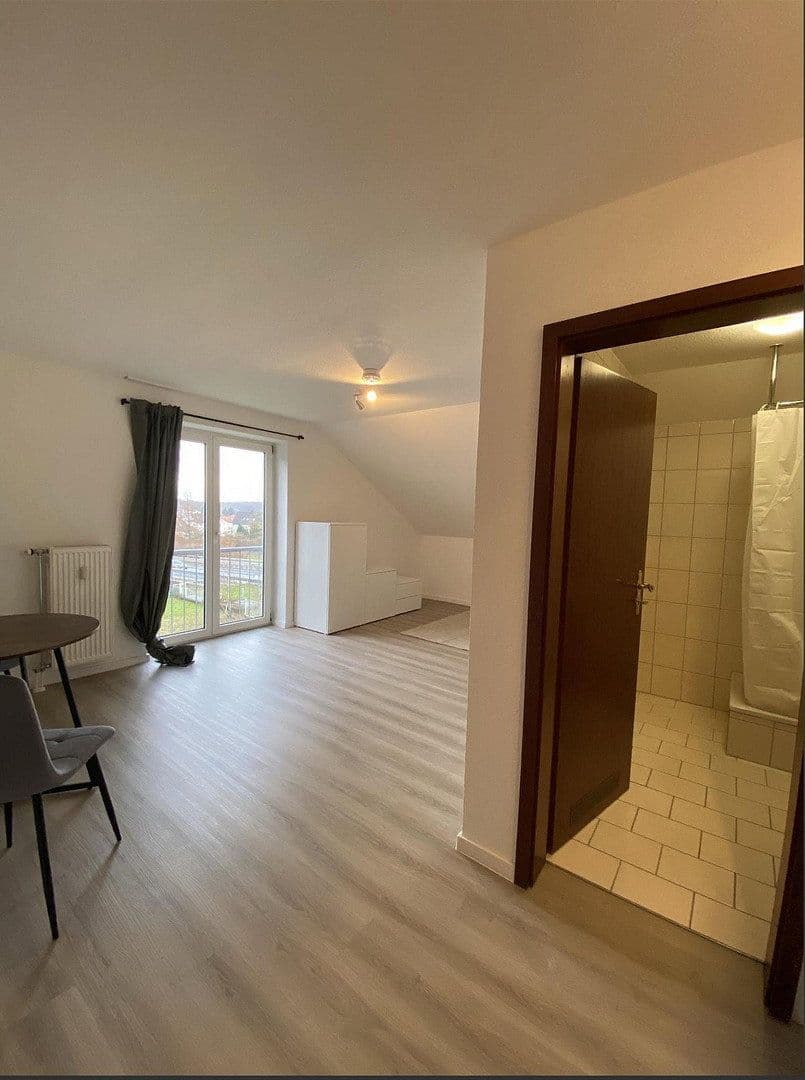 Prenájom bytu 1-izbový 21 m², Föhrenweg 16, Kaiserslautern, Porýnie-Falcko Prenájom bytu 1-izbový 21 m², Föhrenweg 16, Kaiserslautern, Porýnie-Falcko