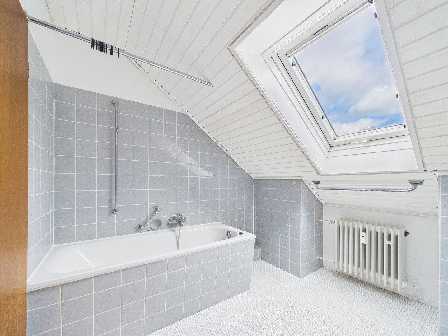 Predaj bytu 2-izbový 69 m², Gütersloh, Severné Porýnie - Westfálsko Predaj bytu 2-izbový 69 m², Gütersloh, Severné Porýnie - Westfálsko