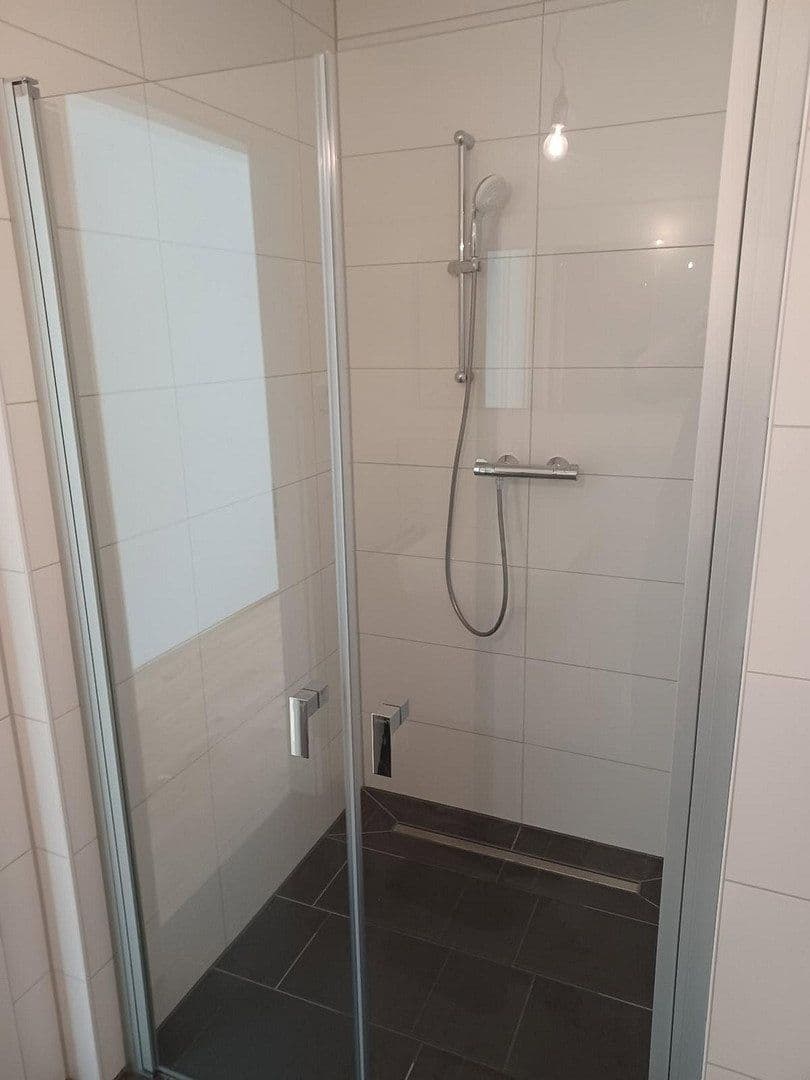 Prenájom bytu 1-izbový 24 m², Rudower Chaussee 32, Berlin, Berlín Prenájom bytu 1-izbový 24 m², Rudower Chaussee 32, Berlin, Berlín