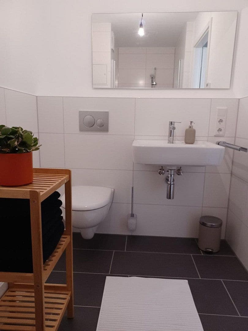 Prenájom bytu 1-izbový 24 m², Rudower Chaussee 32, Berlin, Berlín Prenájom bytu 1-izbový 24 m², Rudower Chaussee 32, Berlin, Berlín