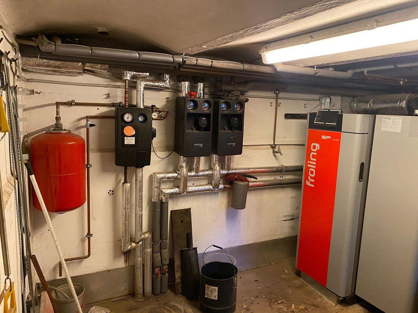 Predaj domu 260 m², pozemek 3.290 m², Nienburg (Saale), Sasko-Anhaltsko Predaj domu 260 m², pozemek 3.290 m², Nienburg (Saale), Sasko-Anhaltsko