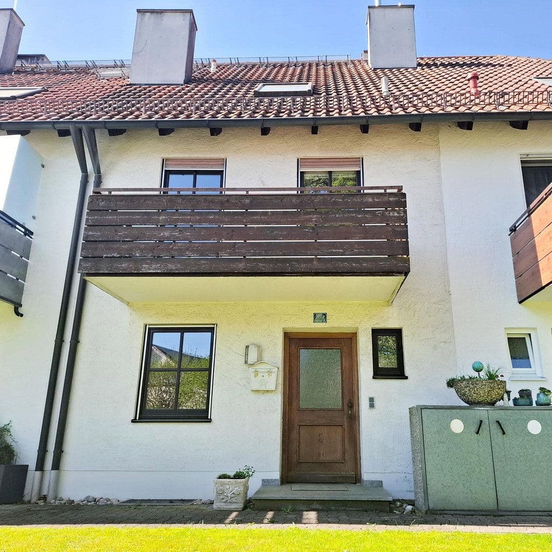 Predaj domu 140 m², pozemek 170 m², München, Bavorsko Predaj domu 140 m², pozemek 170 m², München, Bavorsko