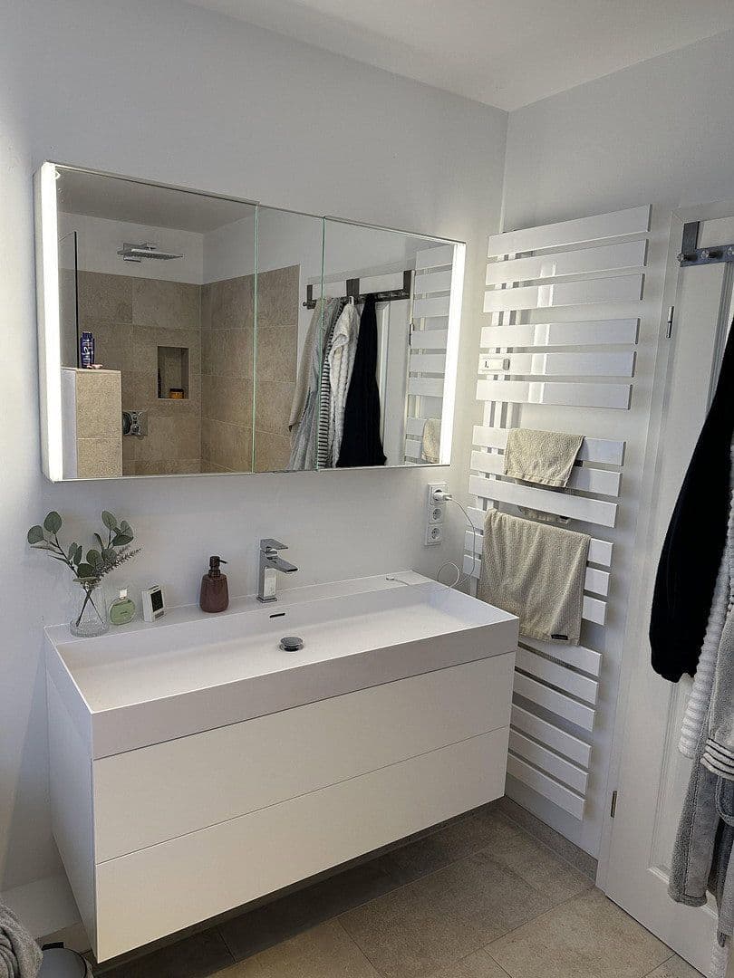 Prenájom bytu 3-izbový 118 m², Rellingen, Šlezvicko-Holštajnsko Prenájom bytu 3-izbový 118 m², Rellingen, Šlezvicko-Holštajnsko