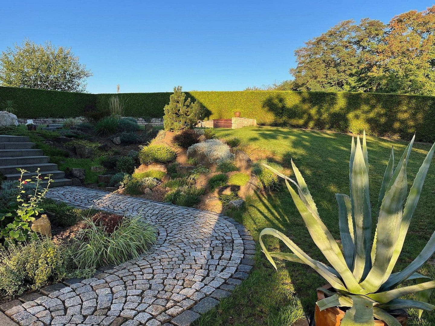 Predaj domu 206 m², pozemek 811 m², zur Heide 53, Naumburg (Saale), Sasko-Anhaltsko Predaj domu 206 m², pozemek 811 m², zur Heide 53, Naumburg (Saale), Sasko-Anhaltsko